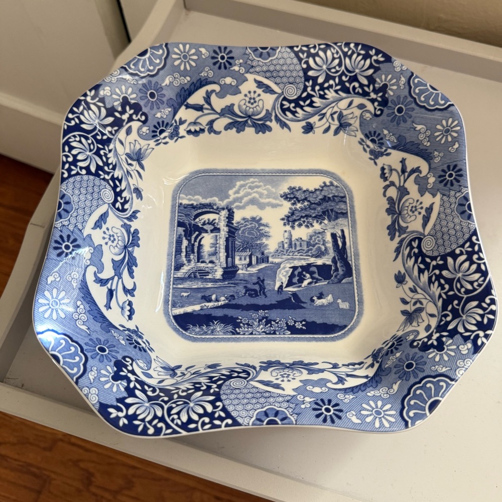 Spode Blue Italian 9.5-Inch Serving Bowl